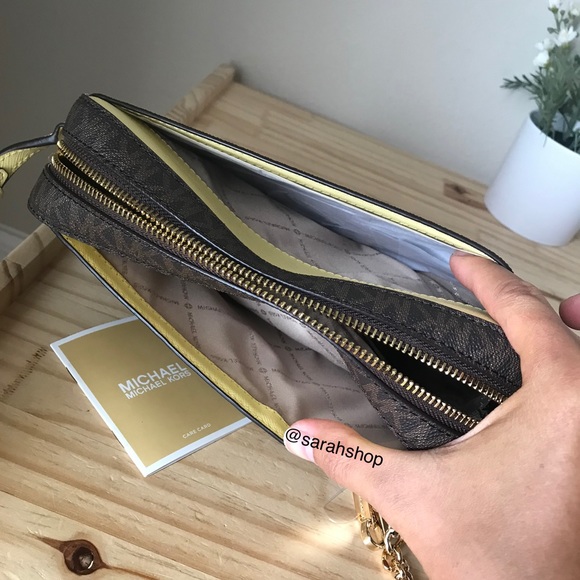 🌼Michael Kors Purse - Picture 13 of 13